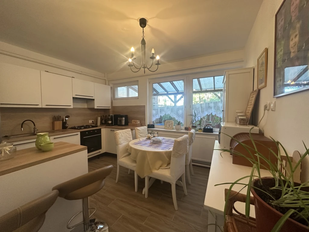 c3-1-name c2-1-name, Keszthely