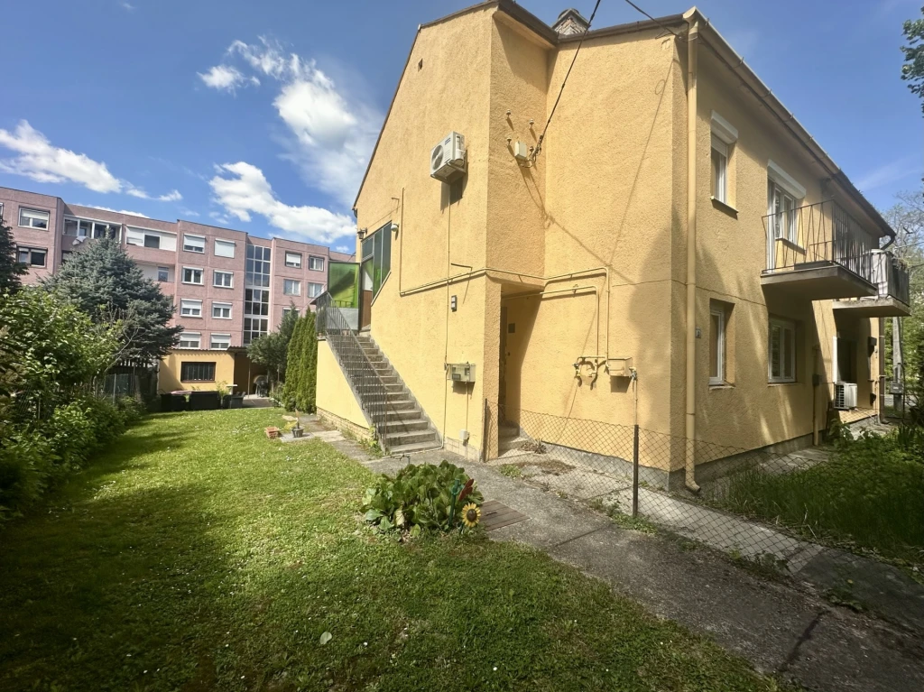 c3-1-name c2-19-name, Keszthely