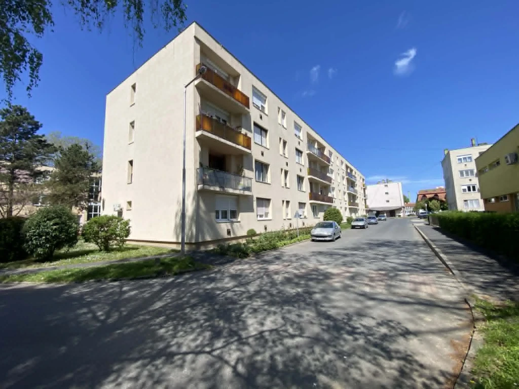 Eladó Lakás, Zalaszentgrót 22.900.000 Ft