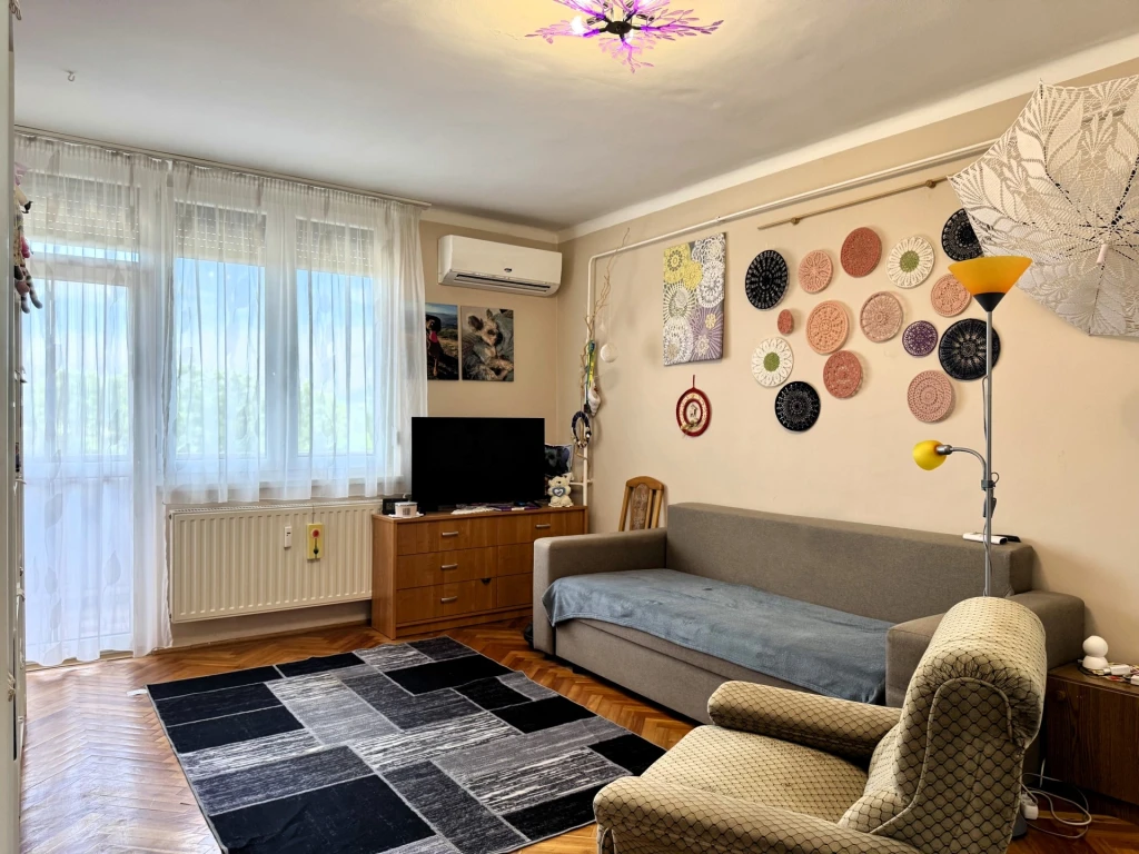c3-1-name c2-19-name, Tapolca