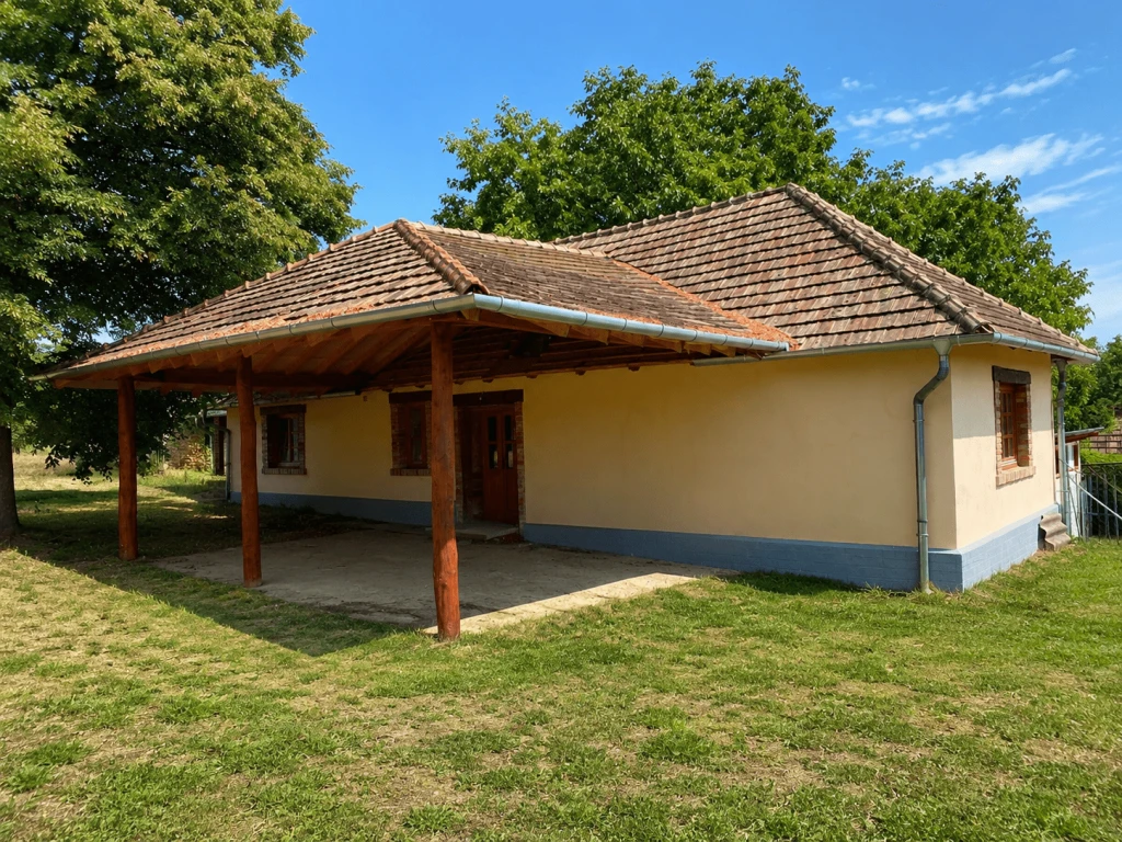 Eladó Ház, Zalaszentgrót 195.000 Ft