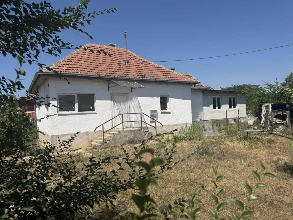 c3-1-name c2-1-name, Tápiószecső