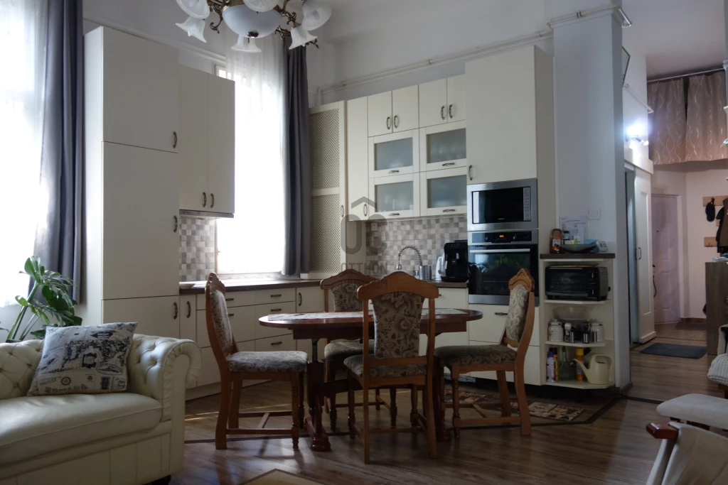 Eladó téglalakás, Budapest XIV. kerület, Herminamező
