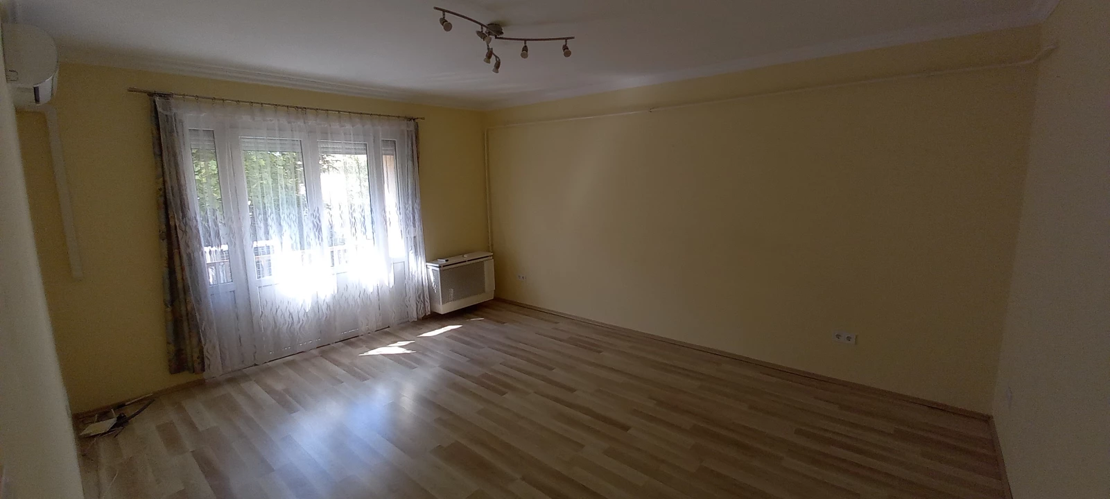 Eladó téglalakás, Miskolc