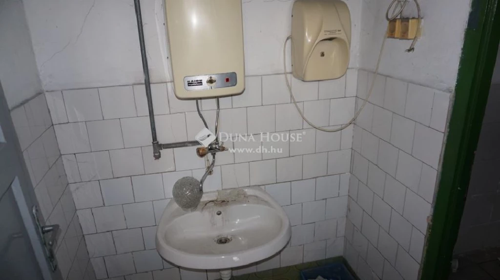 Kiadó Ipari, Zalaegerszeg