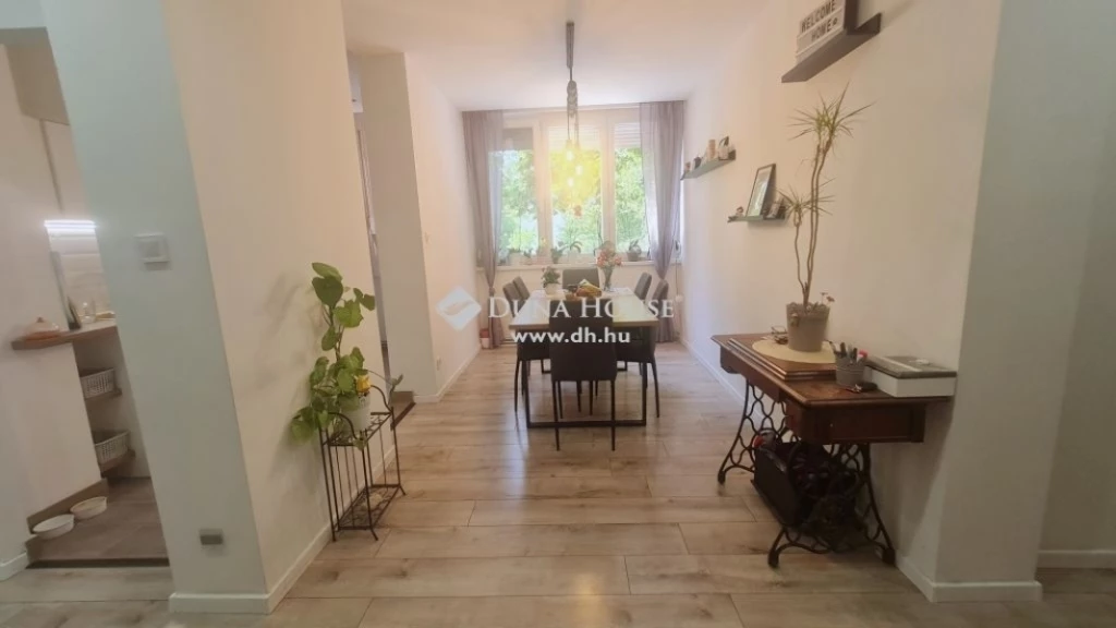 For sale brick flat, Zalaegerszeg