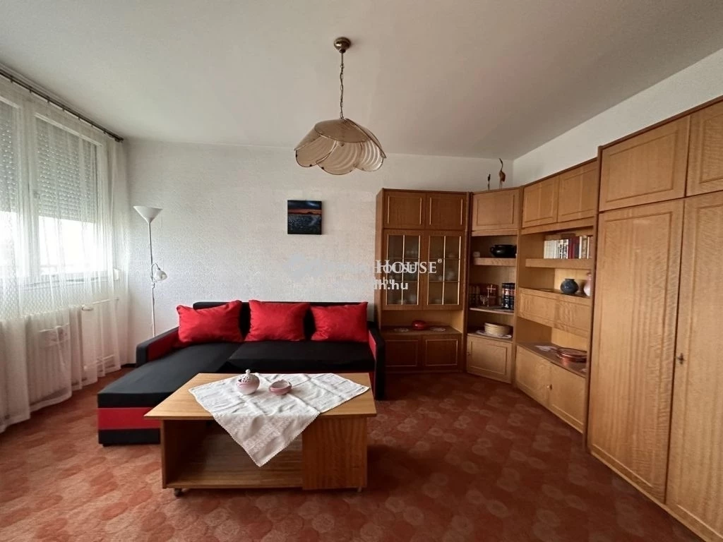 Eladó lakás, Zalaegerszeg