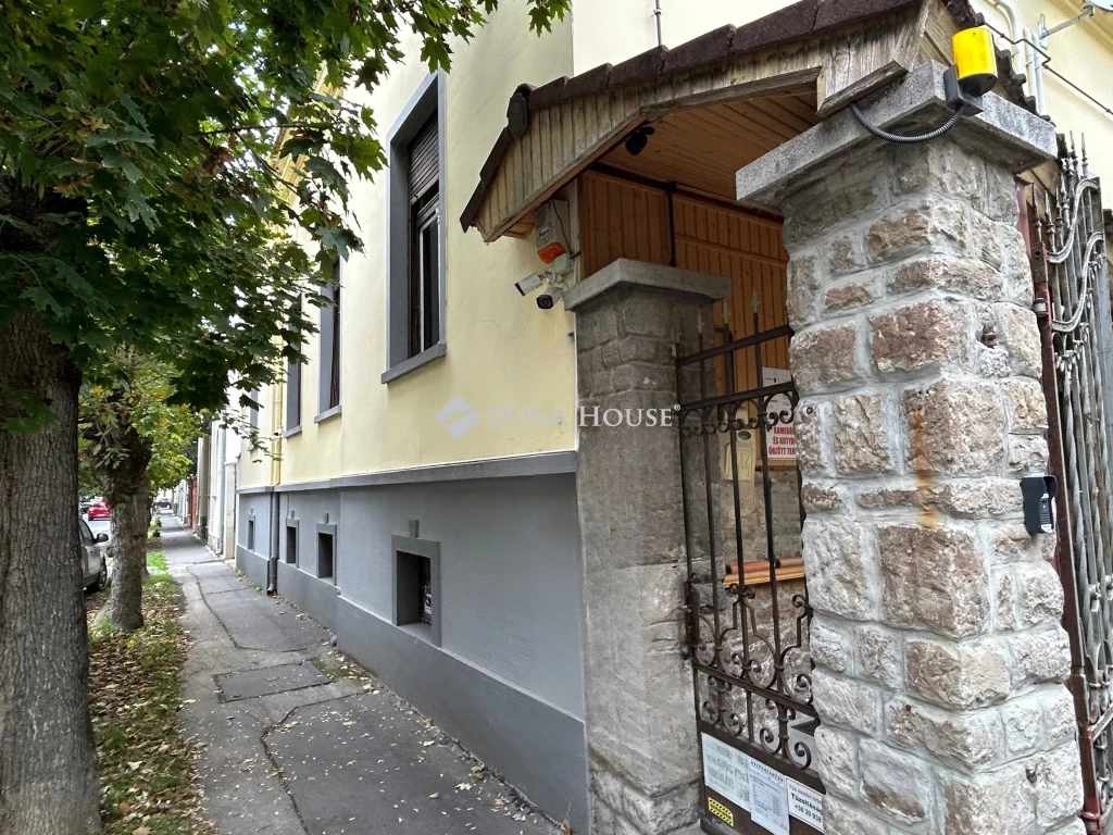 Eladó ház, Keszthely