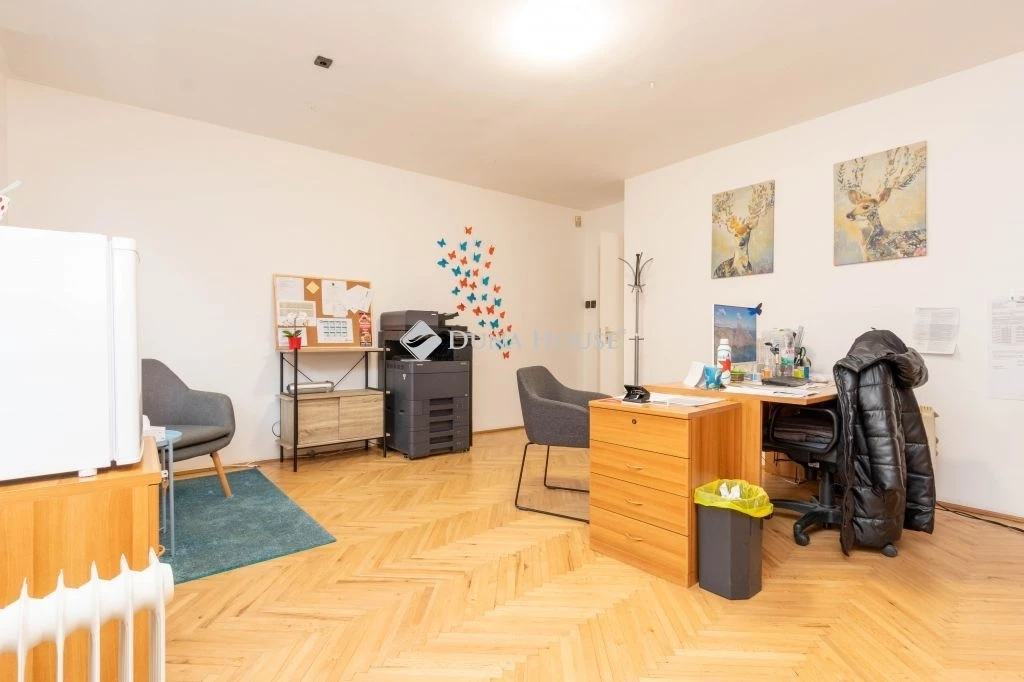 c3-1-name c2-19-name, Zalaegerszeg, Belváros