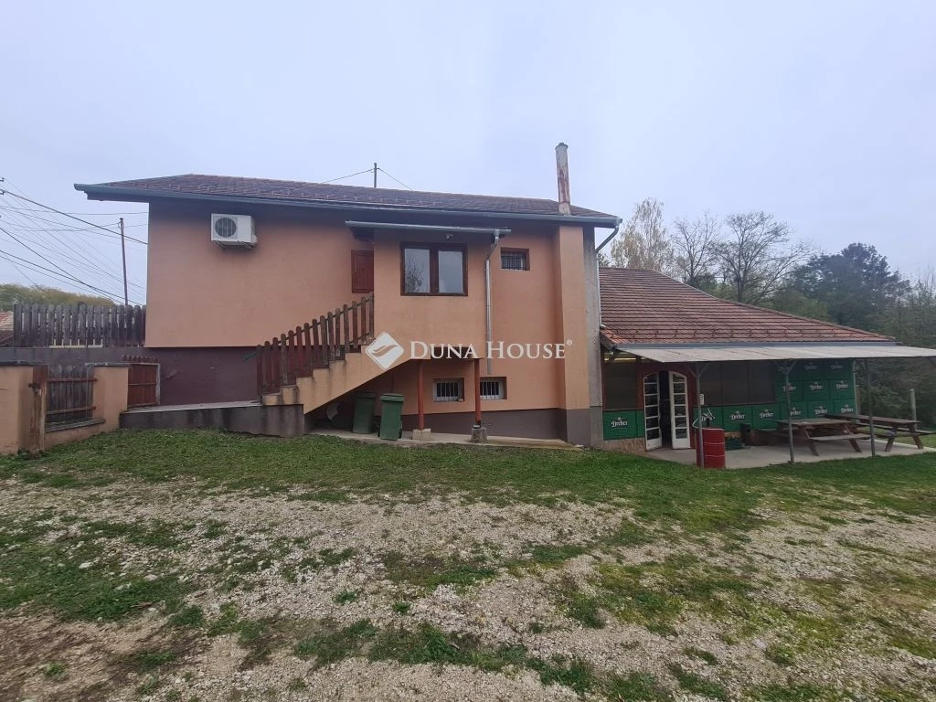 Eladó ház, Nemesszentandrás