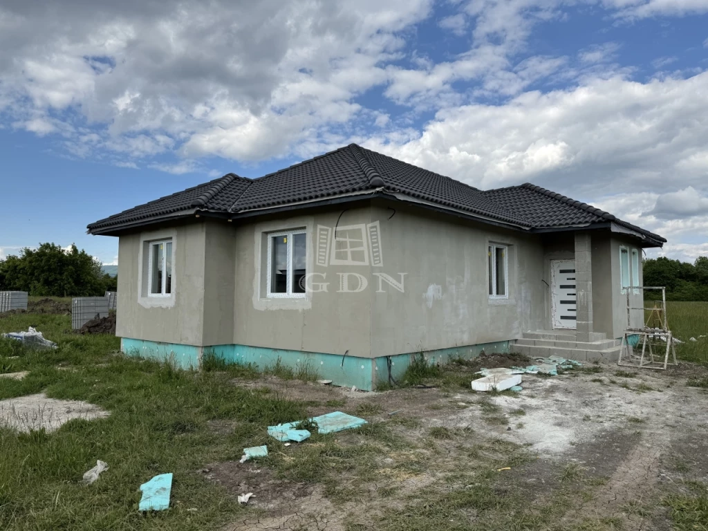 Eladó családi ház, Gyöngyöshalász, Toldi utca