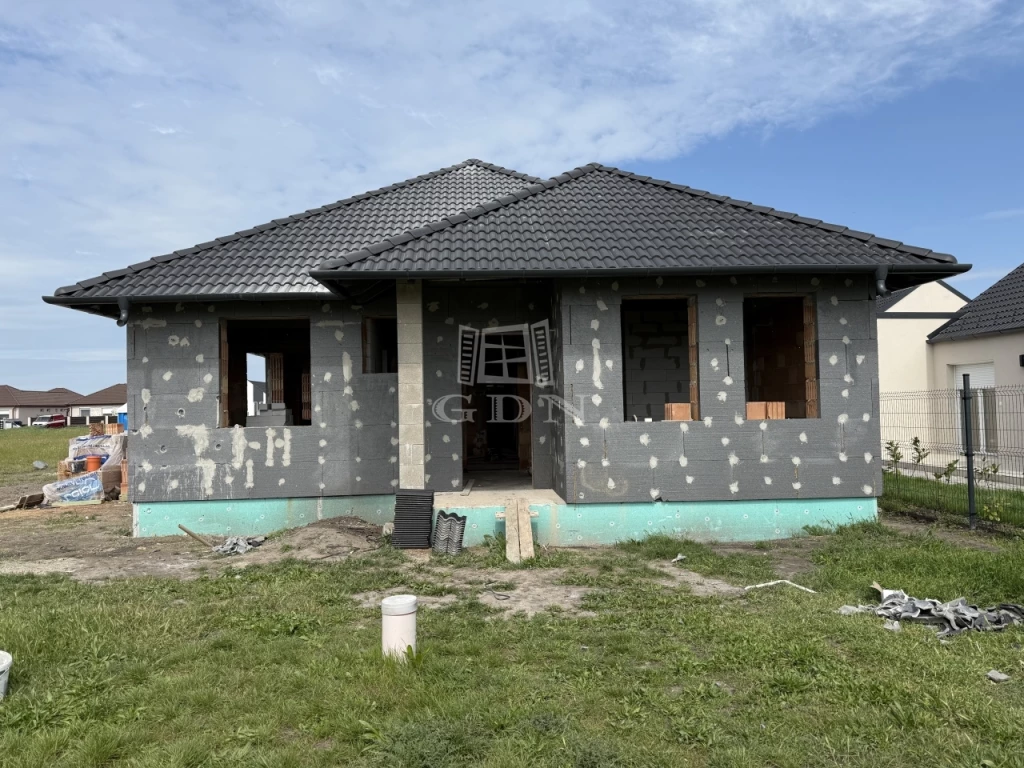 Eladó családi ház, Jászberény, Bársony utca