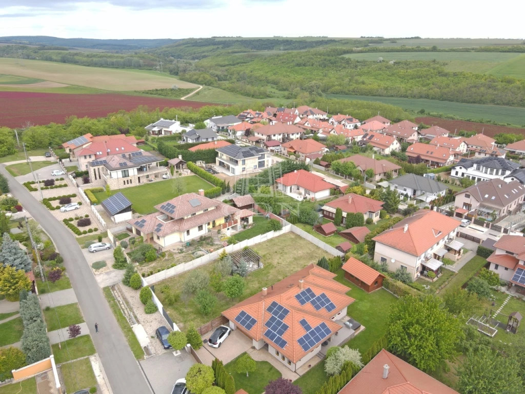 Eladó ikerház, Aszód, Szent Kereszt utca