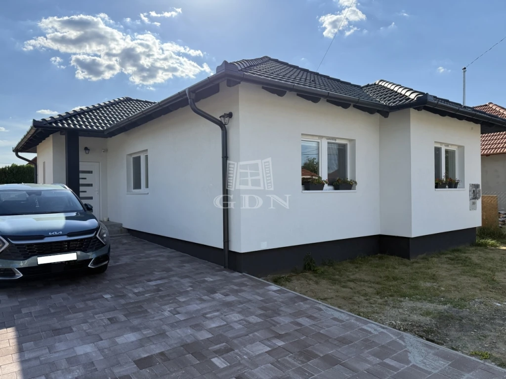 c3-1-name c2-1-name, Sülysáp, Vak Bottyán utca