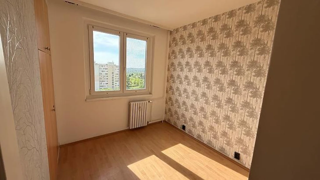 Eladó panellakás, Budapest XI. kerület, Gazdagrét