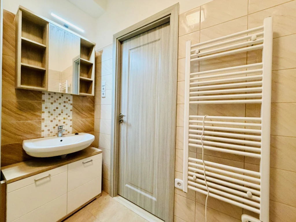 c3-1-name c2-19-name, Győr