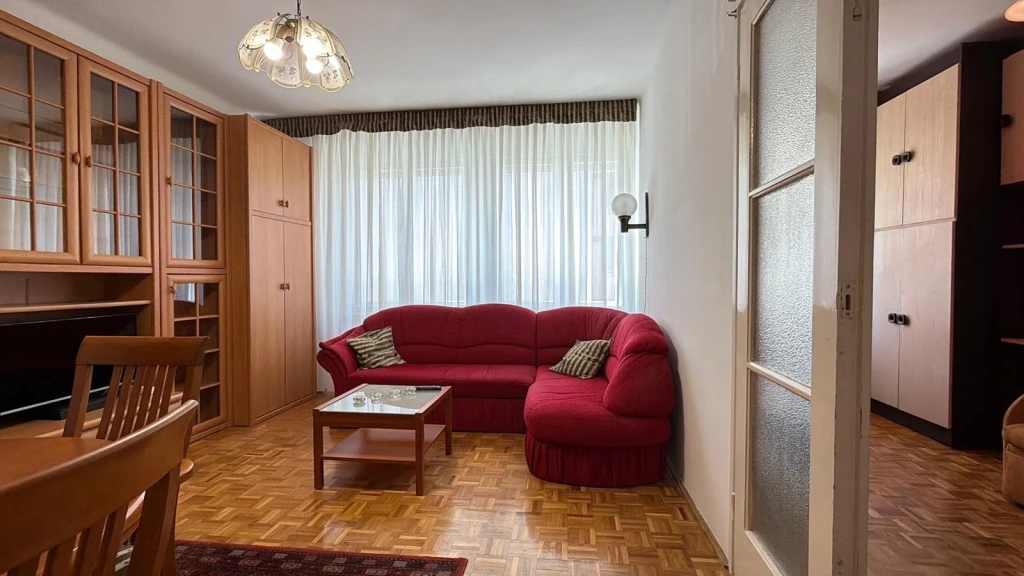 Kiadó 57 m2 tégla lakás, Győr