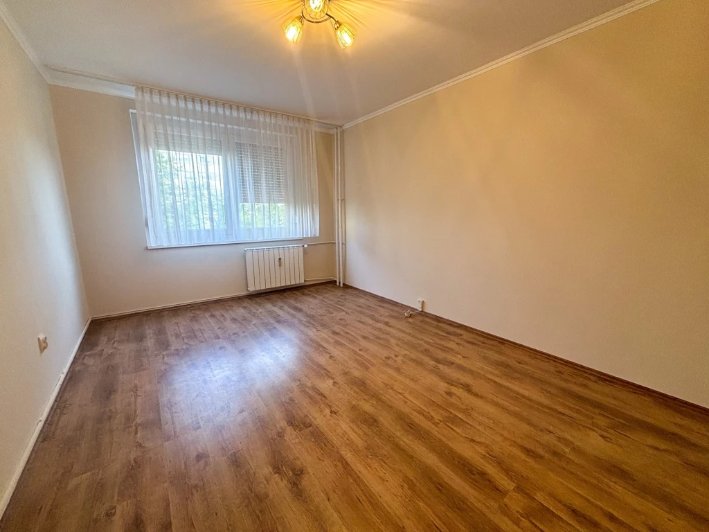 For rent panel flat, Veszprém