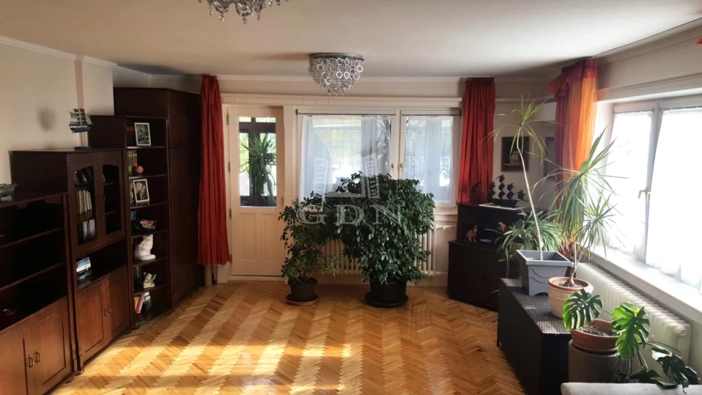 Eladó családi ház, Budapest XVI. kerület, Sashalom