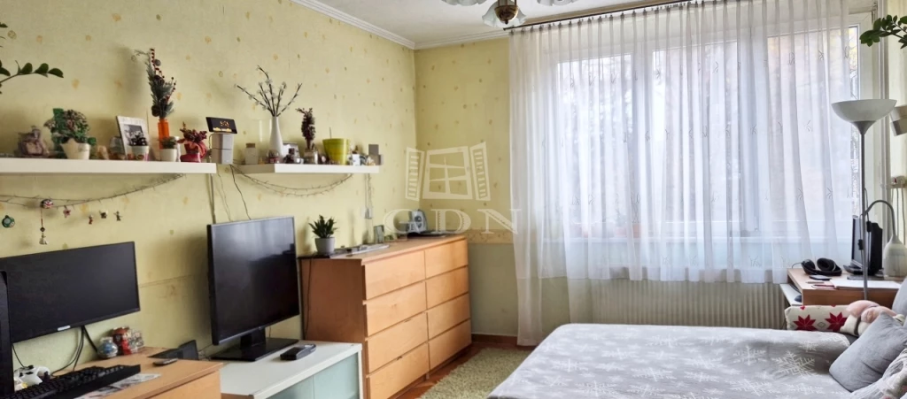 Eladó panellakás, Budapest XIV. kerület, Sárköz utca