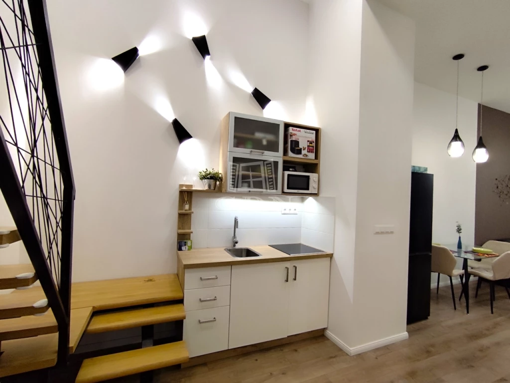 For rent brick flat, Budapest VII. kerület, Nagykörúton belüli terület, Dob utca