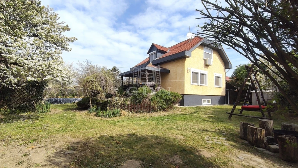 Kiadó családi ház, Budapest XVII. kerület, Rákoskert, Kékliliom utca