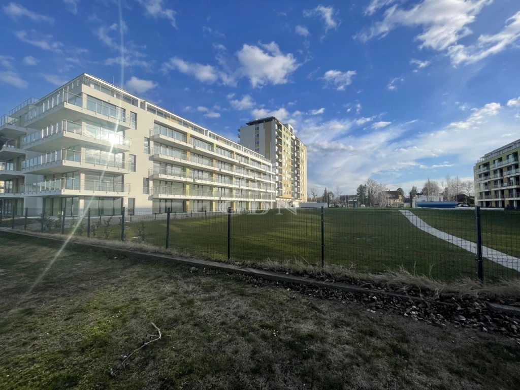 Eladó téglalakás, Siófok, Ezüstpart, Silver Coast - D 306