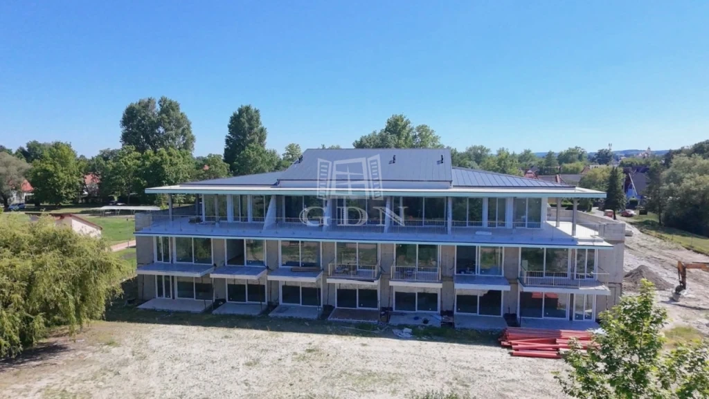 Eladó téglalakás, Balatonmáriafürdő, Bárdos Lajos utca