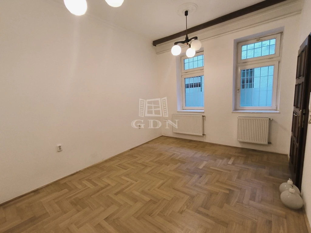 Kiadó üzlet, Budapest IX. kerület, Ferencváros, Bokréta utca