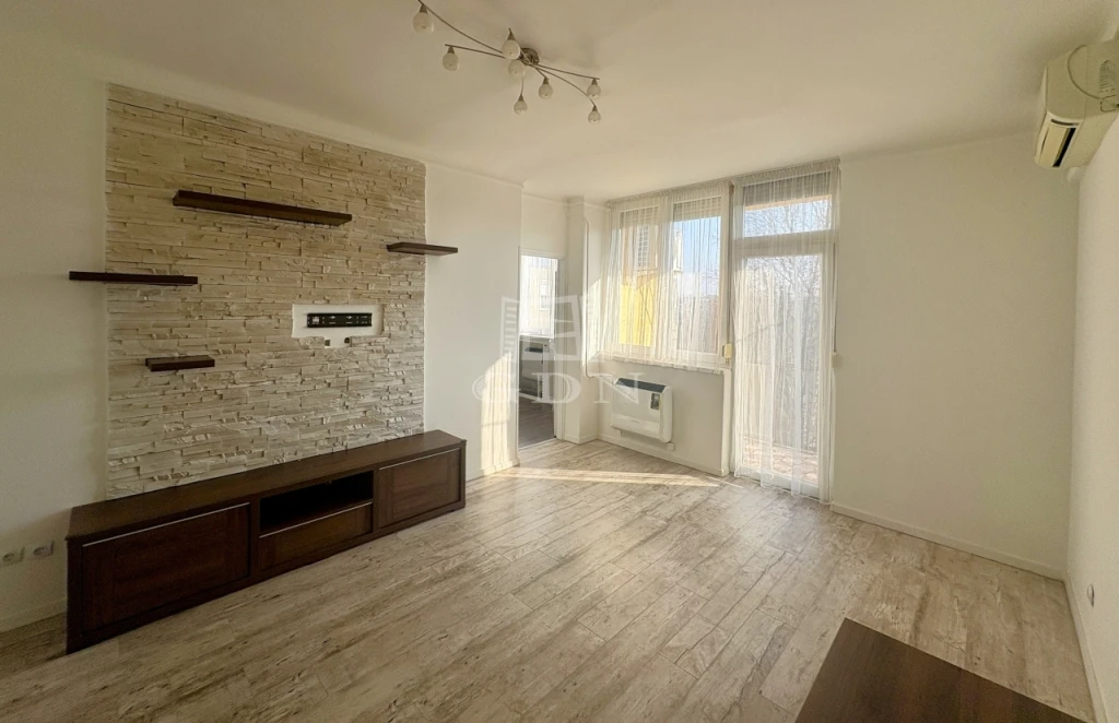 Eladó téglalakás, Budapest XVIII. kerület, Szent Lőrinc ltp., Baross utca