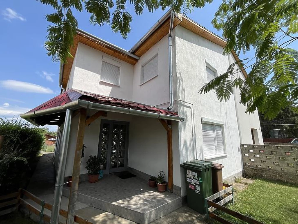 For sale semi-detached house, Budakalász