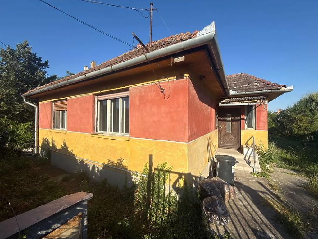 Eladó családi ház, Pomáz