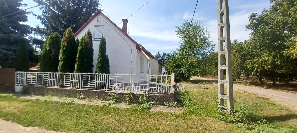 For sale house with a garden, Mezőkövesd, Szihalmi út