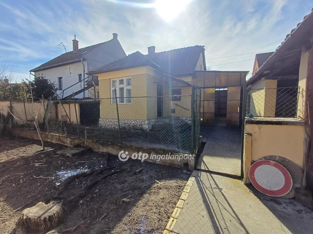 For sale house, Eger, Mátyás király út