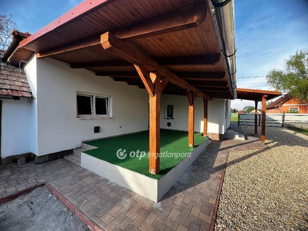 For sale house, Szentistván, Gyöngyvirág utca