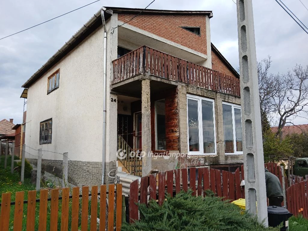 Eladó Ház, Parádsasvár