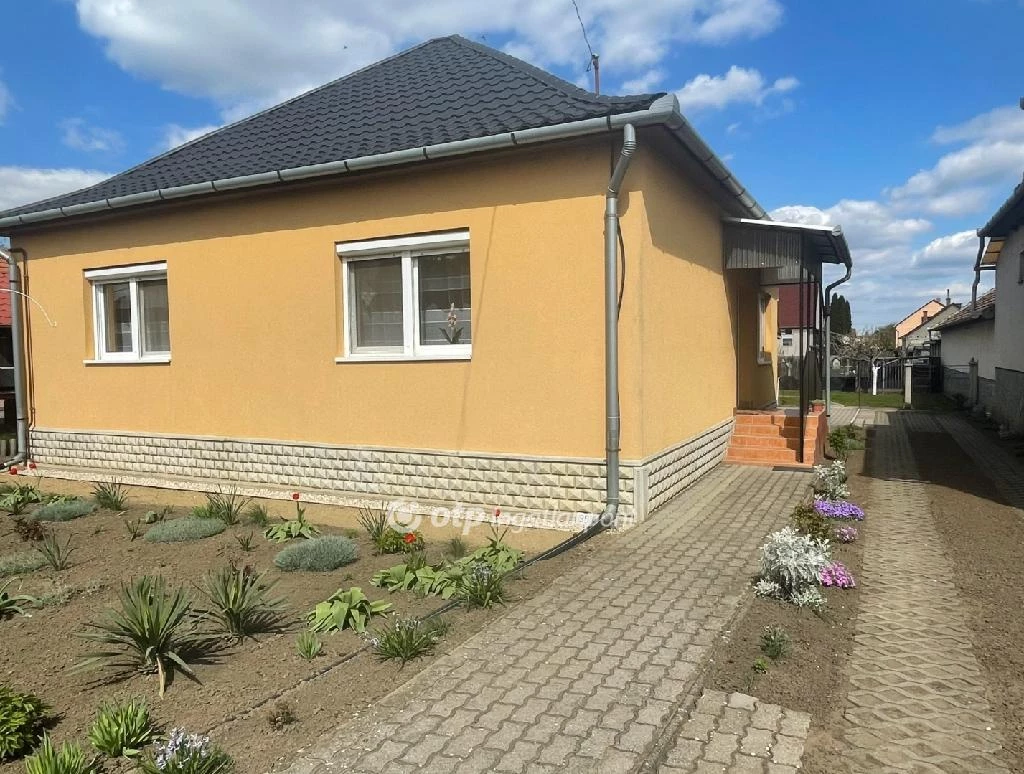 For sale house, Erdőtelek, Tenki utca