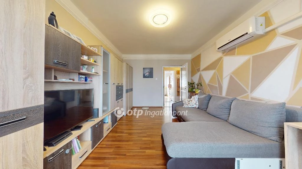 c3-1-name c2-20-name, Miskolc, Nyírfa utca