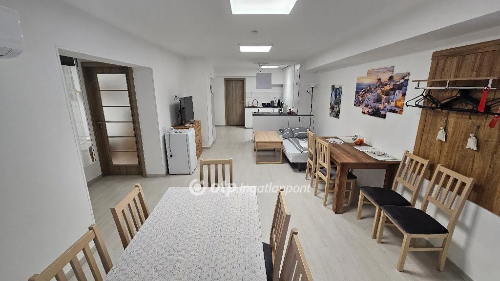 Eladó Lakás, Eger