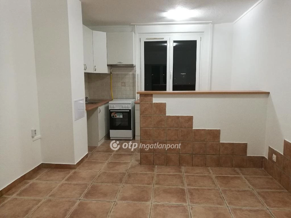 Eladó Lakás, Budapest 10. ker.