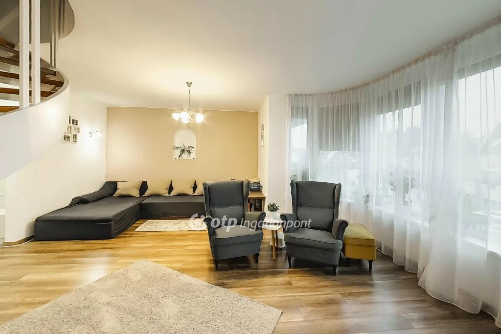 c3-1-name c2-19-name, Eger, Vörösmarty Mihály utca