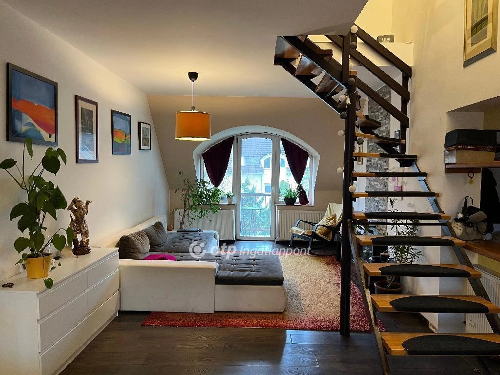 c3-1-name c2-19-name, Eger, Kissziget utca