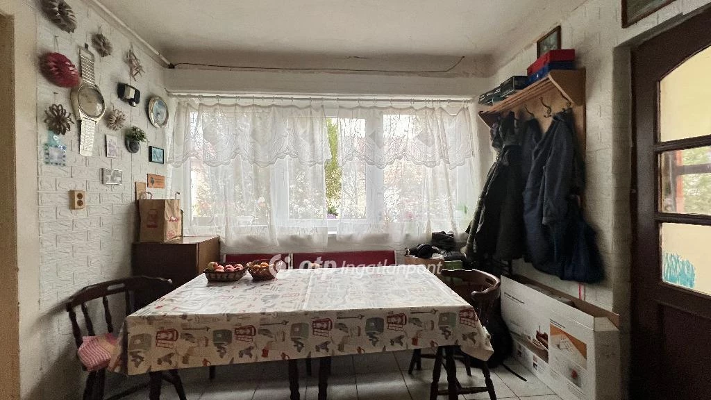 Eladó Ház, Nagytálya