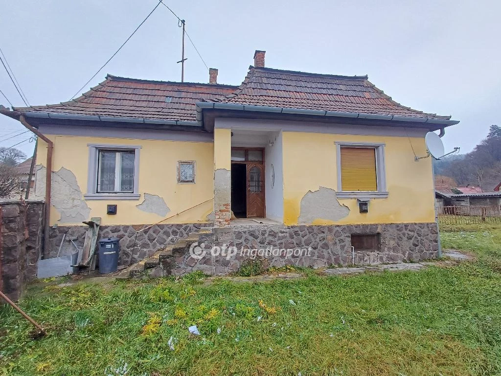 For sale house, Sirok