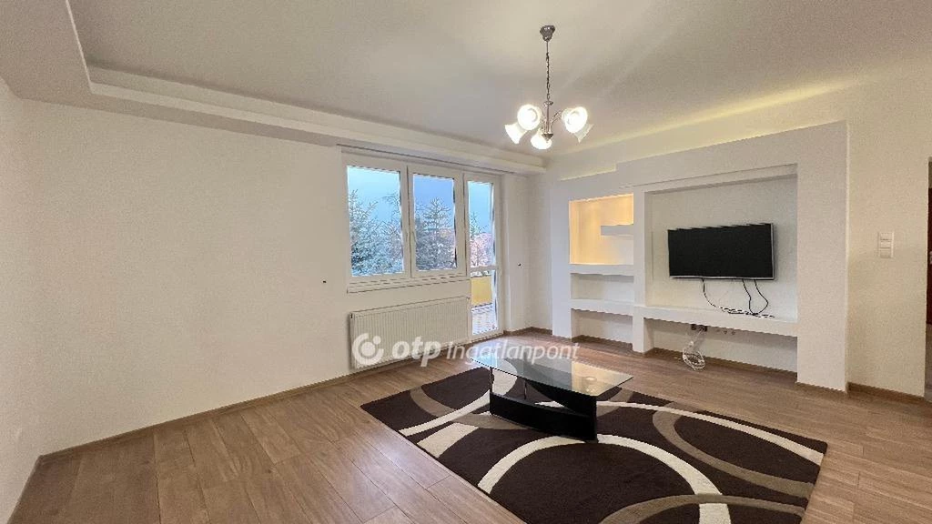 Eladó Lakás, Debrecen