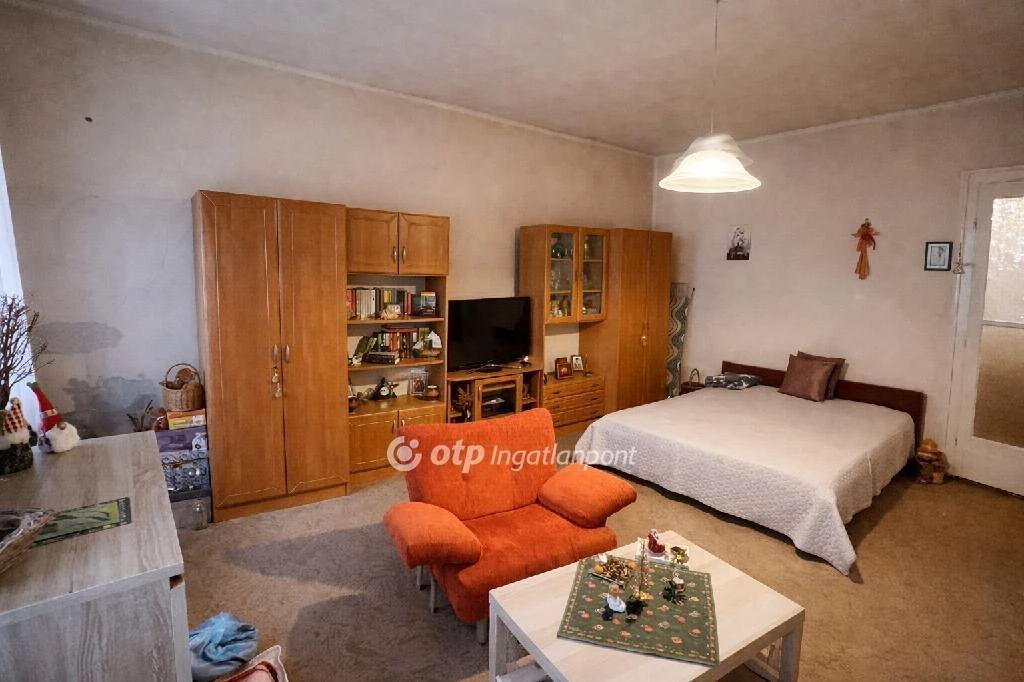 c3-1-name c2-1-name, Eger