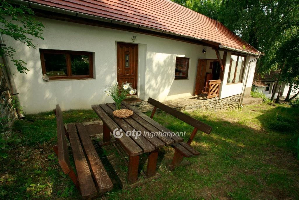 c3-1-name c2-1-name, Mátraszentimre