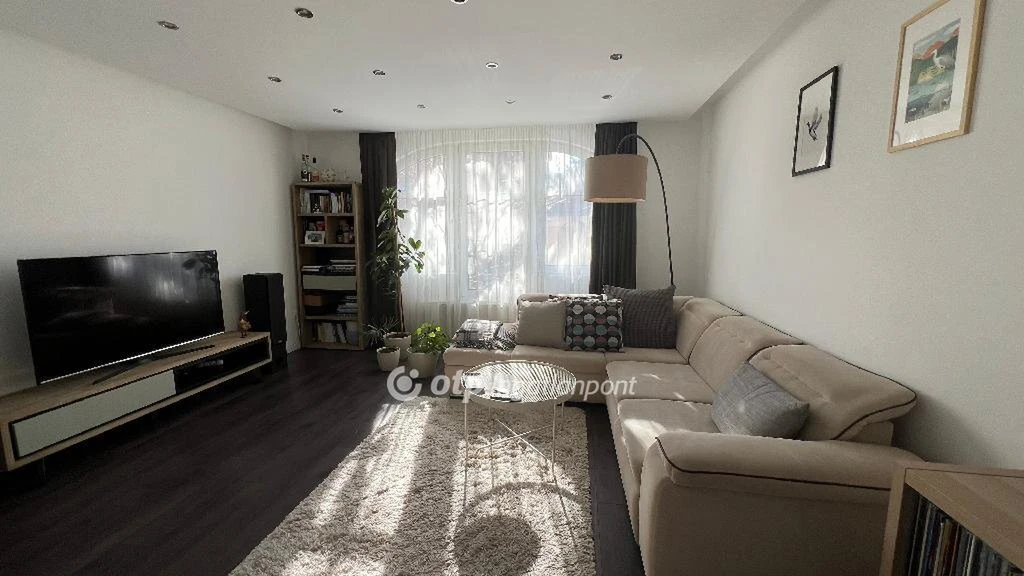 c3-1-name c2-19-name, Eger