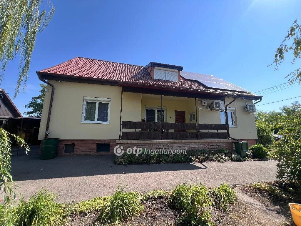 Eladó Ház, Mezőtárkány