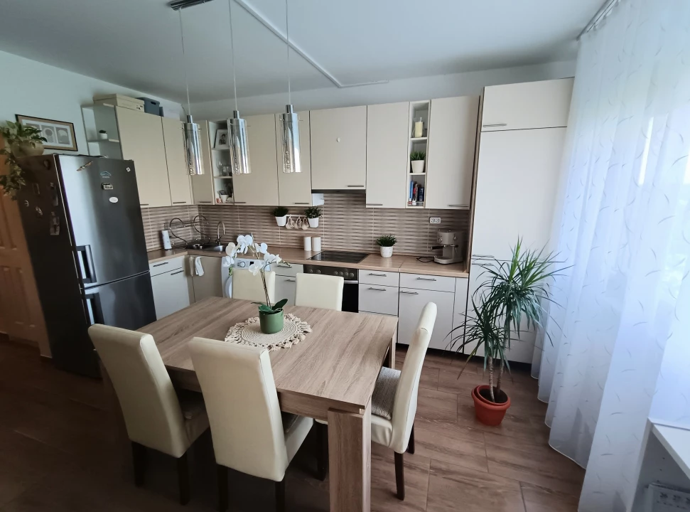For sale panel flat, Debrecen